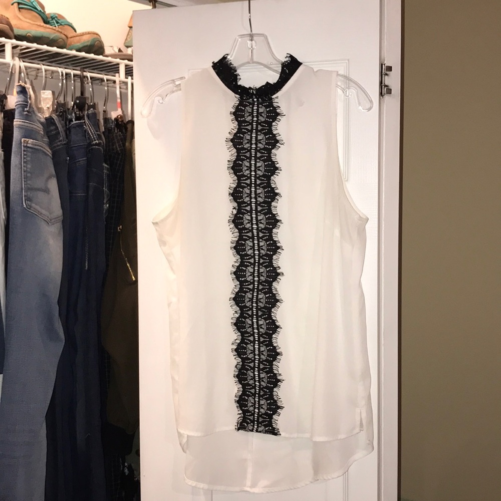 Super cute dress shirt
